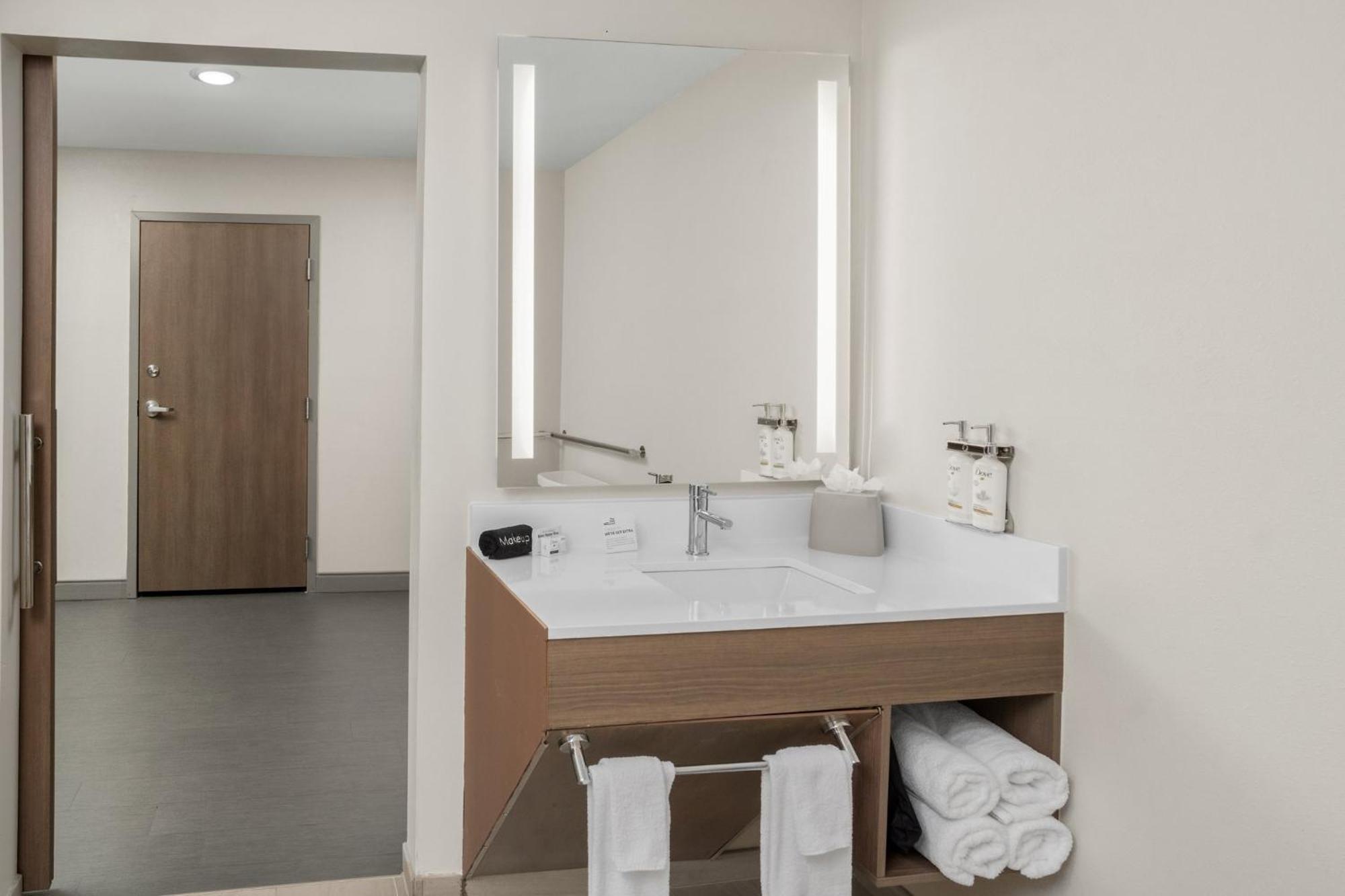 Holiday Inn Express - Hattiesburg West - Univ Area מראה חיצוני תמונה