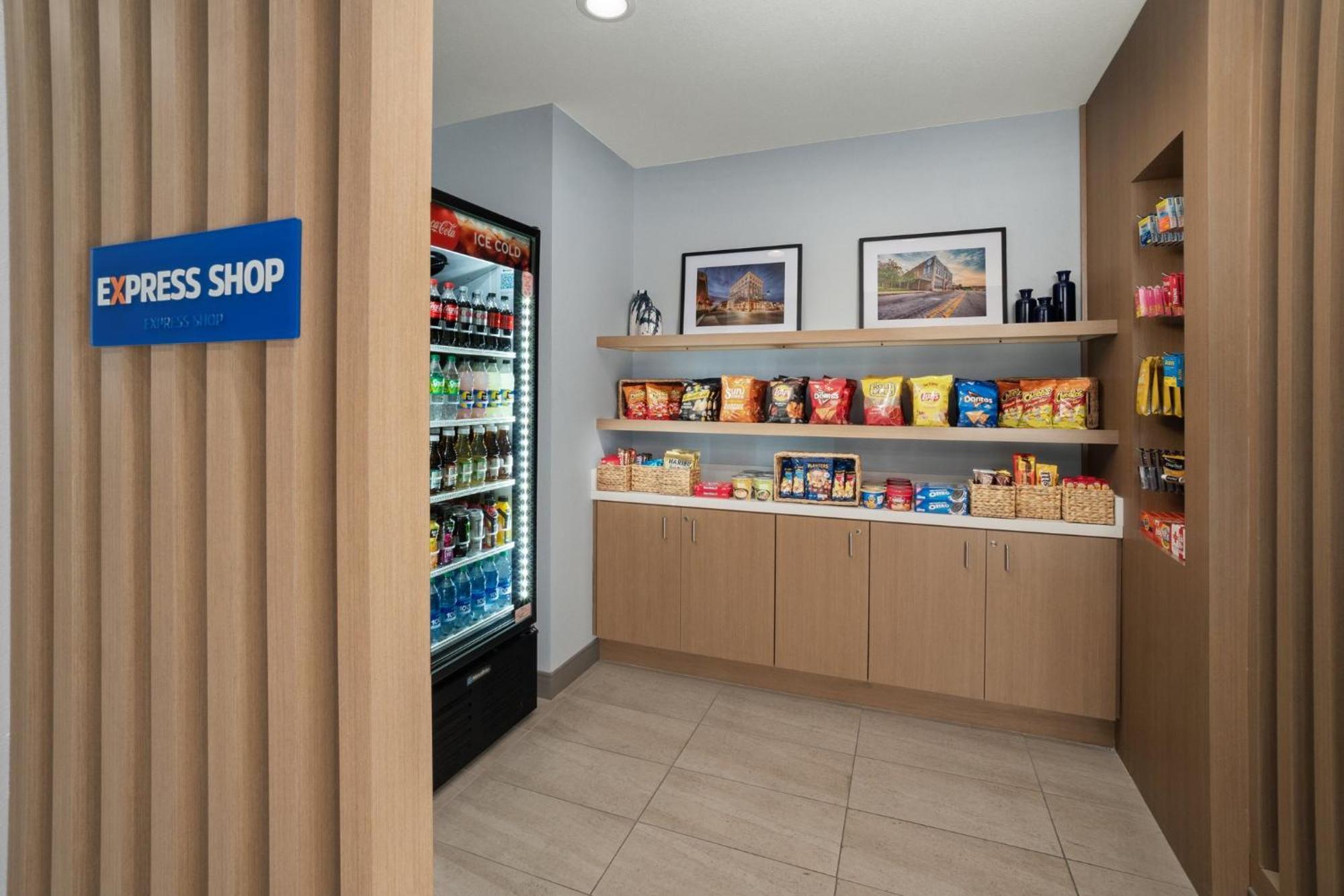 Holiday Inn Express - Hattiesburg West - Univ Area מראה חיצוני תמונה