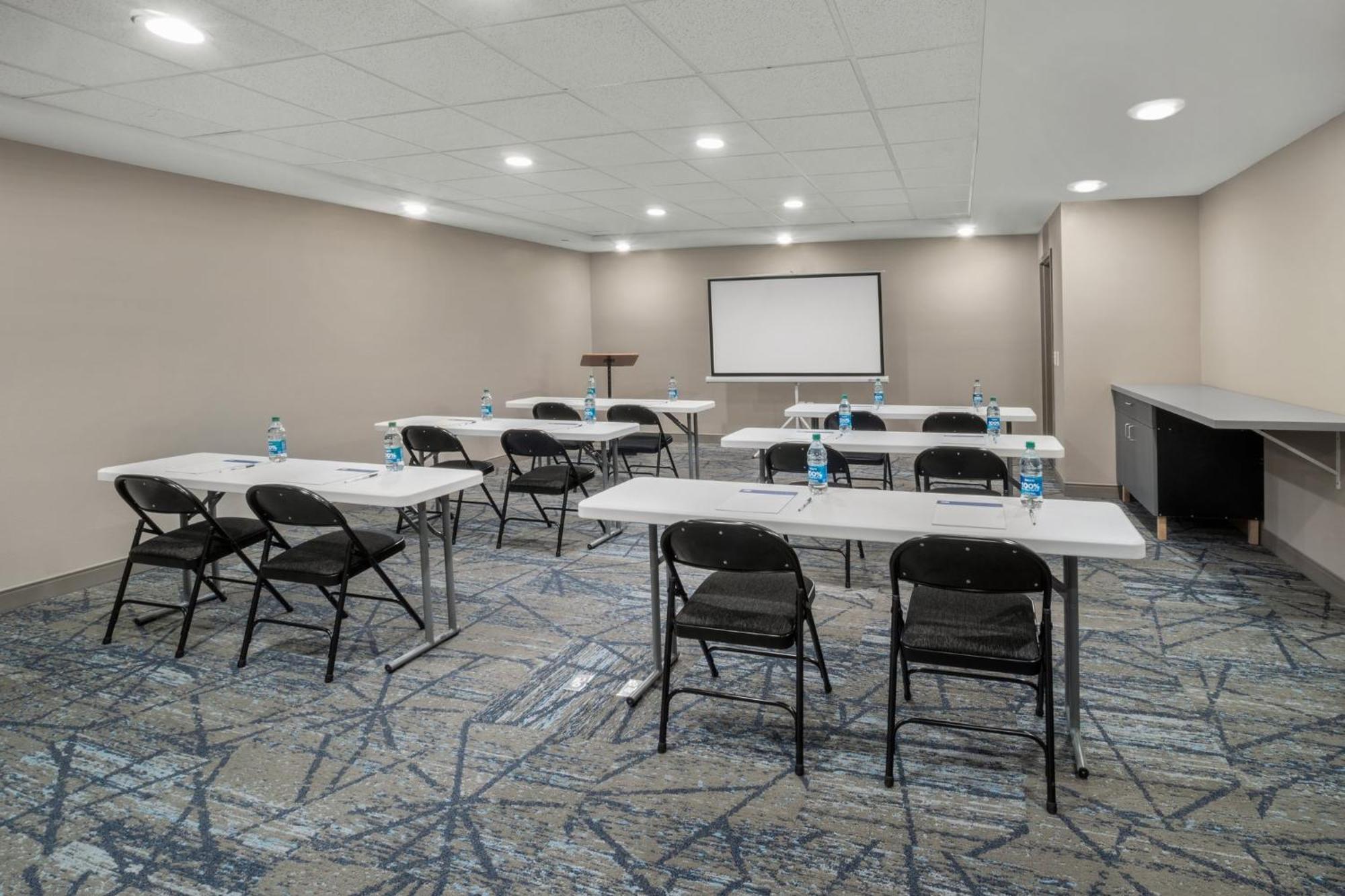 Holiday Inn Express - Hattiesburg West - Univ Area מראה חיצוני תמונה